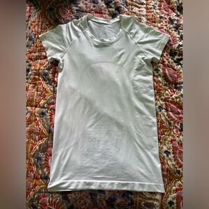 Lululemon Swiftly Tech Short Sleeve Shirt White